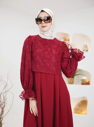 Red Abaya